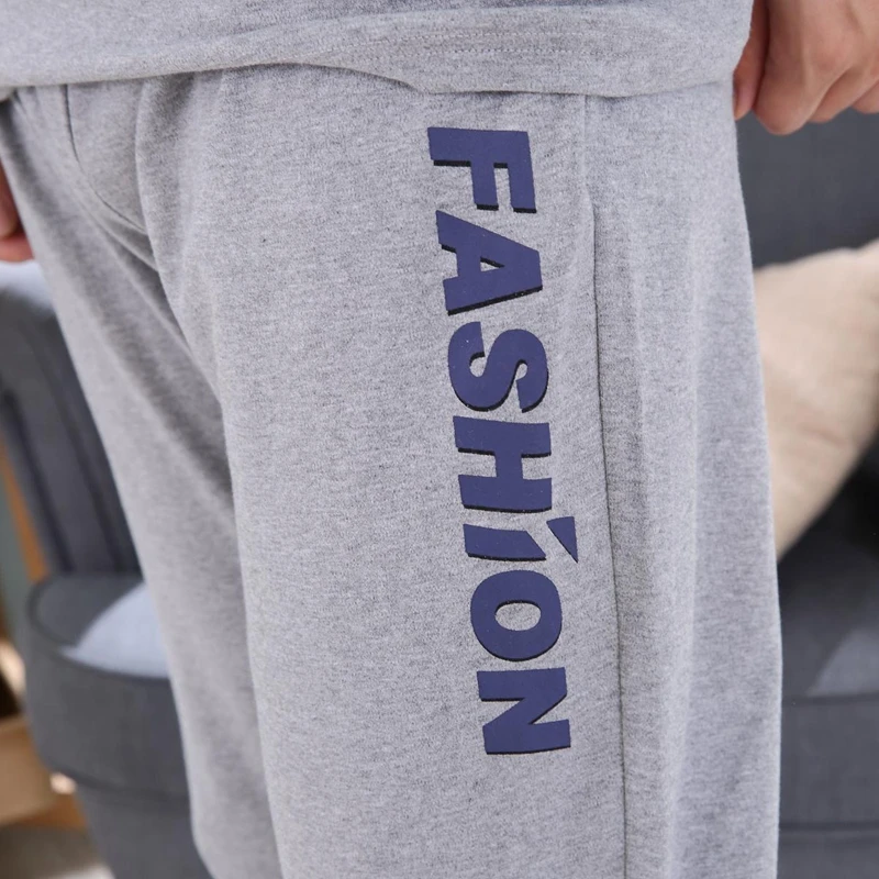 На каждый день с принтом в виде букв Пижамный комплект из хлопка для мужчин 2018