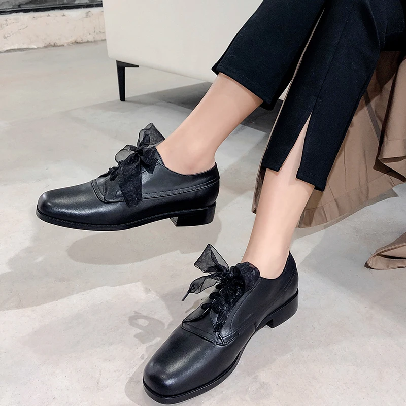 

Spring New Fashion Black White Colors Round Toe Shallow Lace-up Women's Shoes Low Heel Outside Casual Shoes