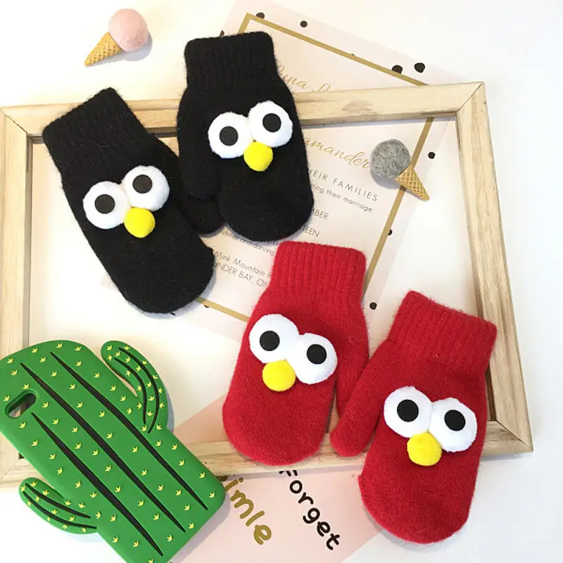 Wecute/Утепленные плюшевые детские перчатки с рисунком; модные детские теплые перчатки; милые детские варежки с большими глазами; зимняя одежда; аксессуары