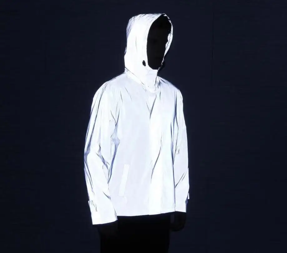 

INS 2019 New Fashion Jacket Spring Autumn Men Reflective Hooded Jacket Couple Thin Windbreaker Male Outerwear Coat