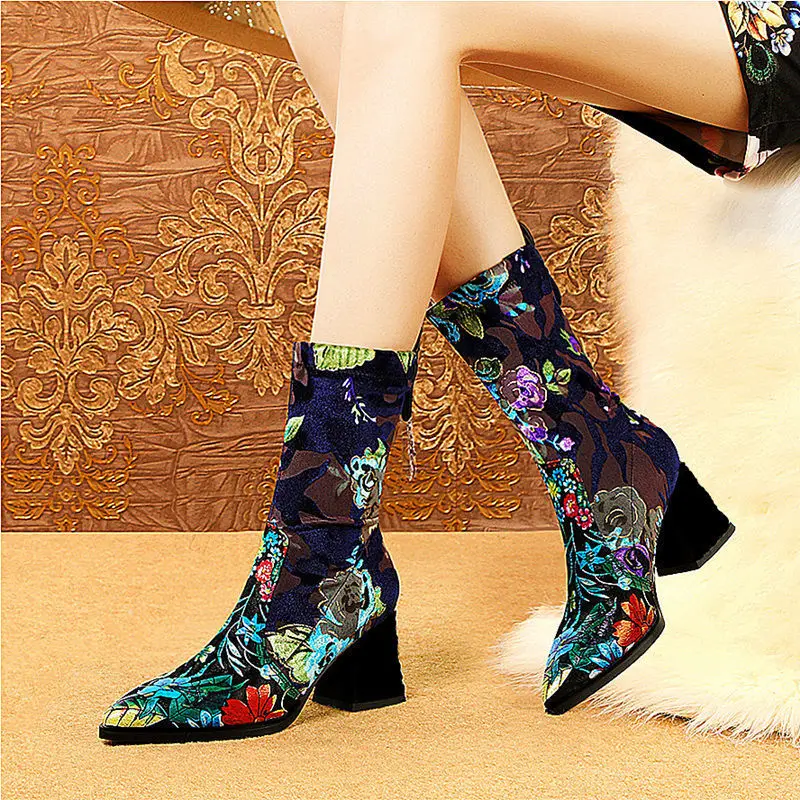 

2020 Autumn winter new bootie female chunky heel pointed Martin elastic retro print ethnic style heels boots women