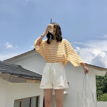 

2020 fashions wear T-Shirts body repair small fresh thin and regular bottoming summer shirt