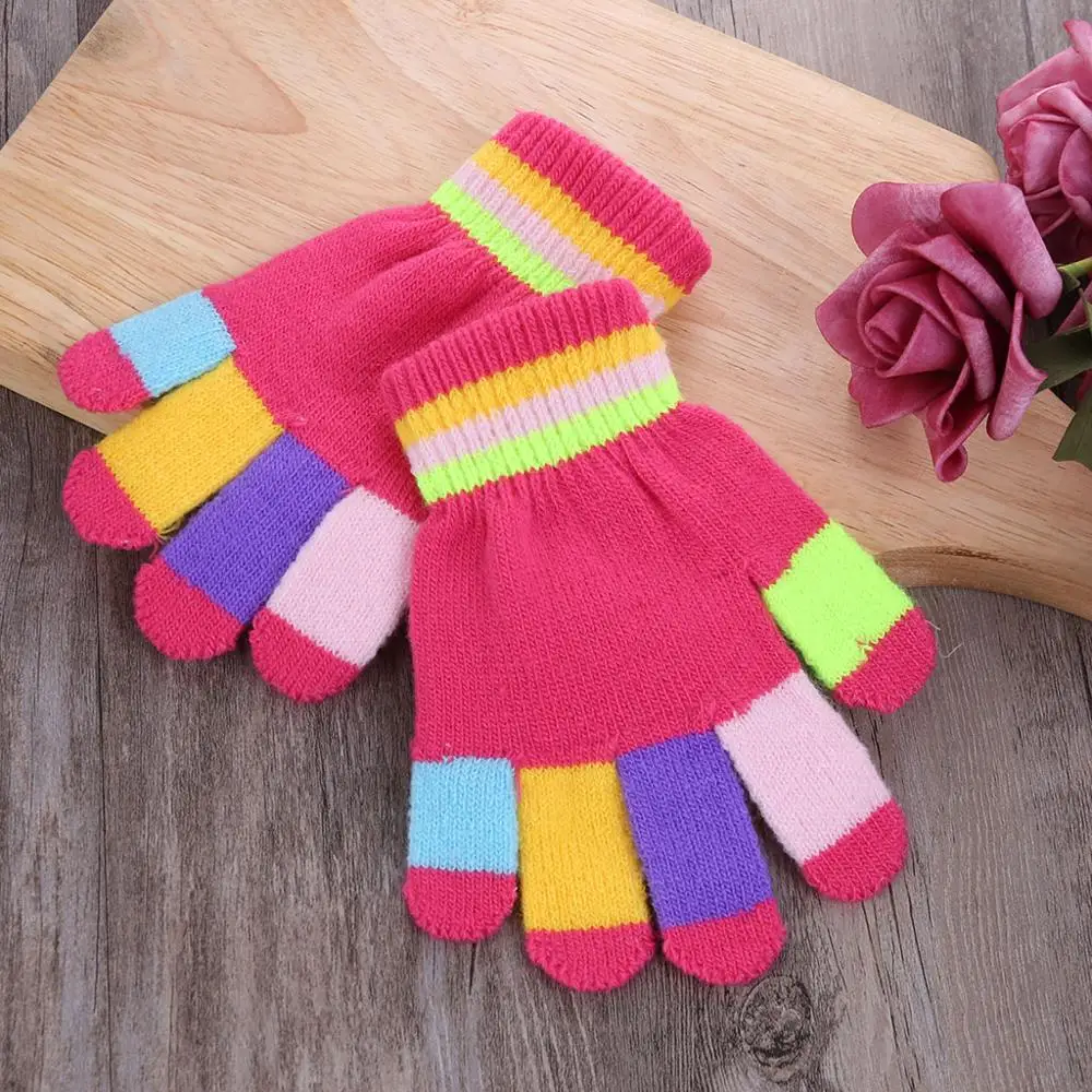 1 пара, детские перчатки, теплые зимние детские цветные вязаные перчатки в полоску для мальчиков и девочек, разноцветные эластичные перчатки
