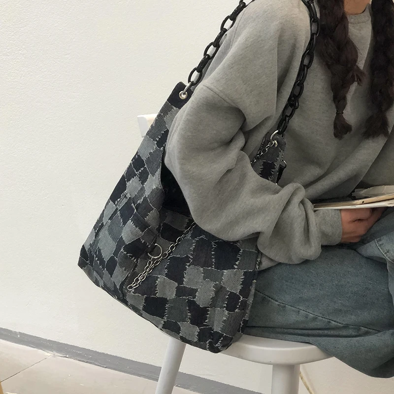 Denim Shoulder Bag Lattice Pattern Metal Chain Large Capacity Designer Handbag Shopping Outdoor Versatile Armpit Fashion Bag New