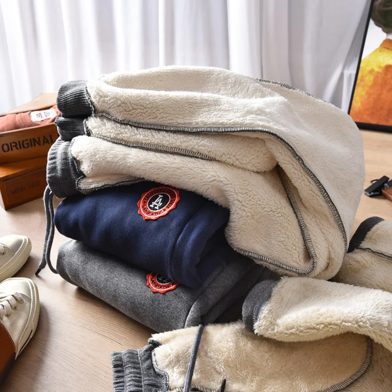 

Зимние новые японские простые утепленные кашемировые спортивные брюки с бархатной подкладкой Мужская мода Чистый хлопок потертые Свободные повседневные спортивные брюки