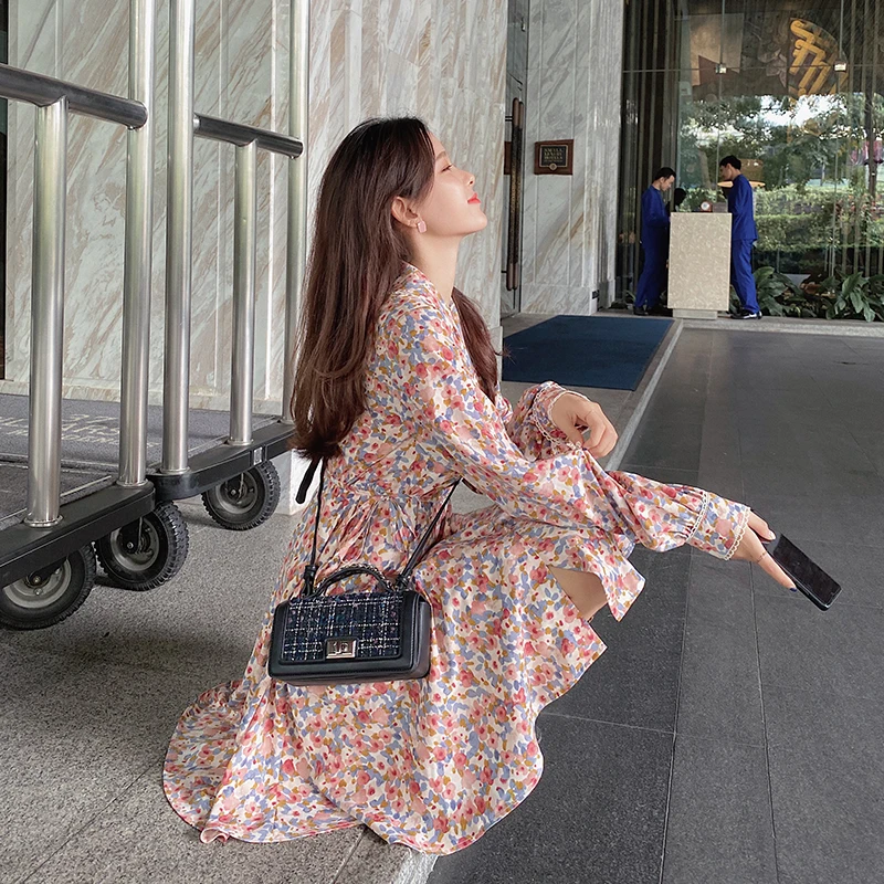 

MISHOW 2020 Spring New Dresses Women Floral A-Line Turn Down Collar High Waist Vintage Female Casual Mini Dress MX20A1981