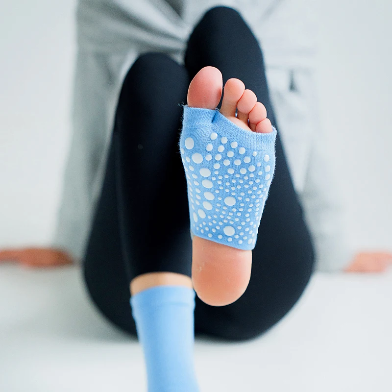 Hot Two Toe Yoga Socks Silicone Non Slip Quick-Dry Pilates Sock Foot Heel Cotton Ventilation Ballet Dance Sock for Women Fitnes