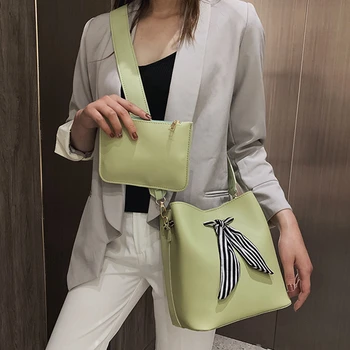 

Fashion Solid Scarves Bucket Composite Bags Ladies Soft Wide Strap Crossbody Luxury Handbags Women Bags Designer Shoulder Pack