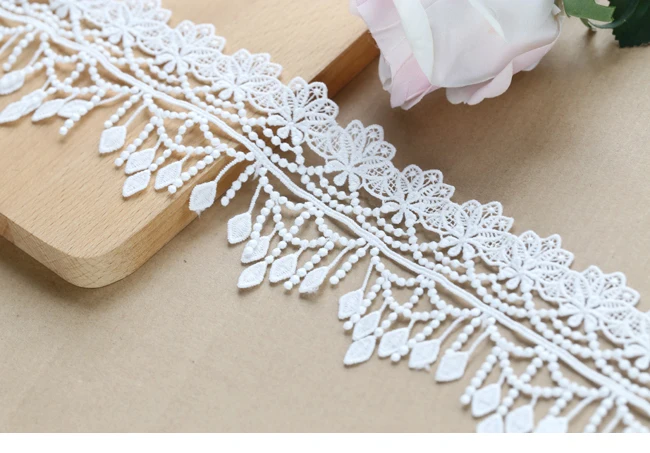 1yard Width:11cm (4.40) Elegant Flower Design Lace Cotton Net