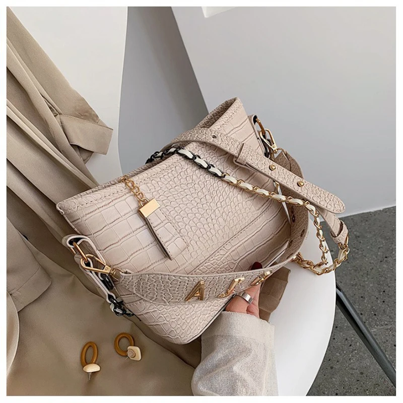 

New Top PU Crocodile Pattern Handbag Women Luxury Brand Crossbody Bags Classic Chain Shoulder Bag purse B085