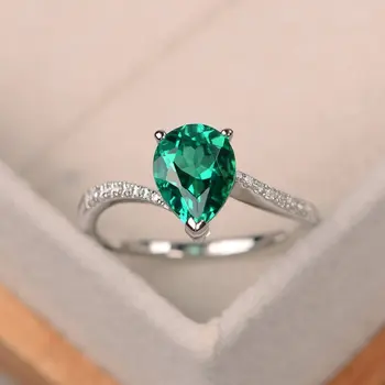 

2020 New S925 Sterling Silver Emerald Ring Ladies Fashion Personality Sterling Silver Green Gem Silver Ladies Ring