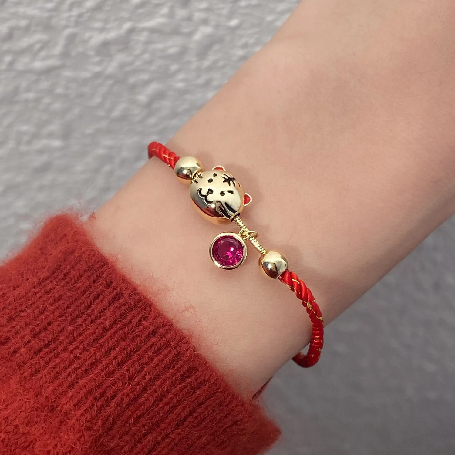 Chinese Style Trendy 12 Zodiac Animal Zodiacal Year Red String Bracelet  Couple Student Christmas and New Year Gift Bracelet Gift