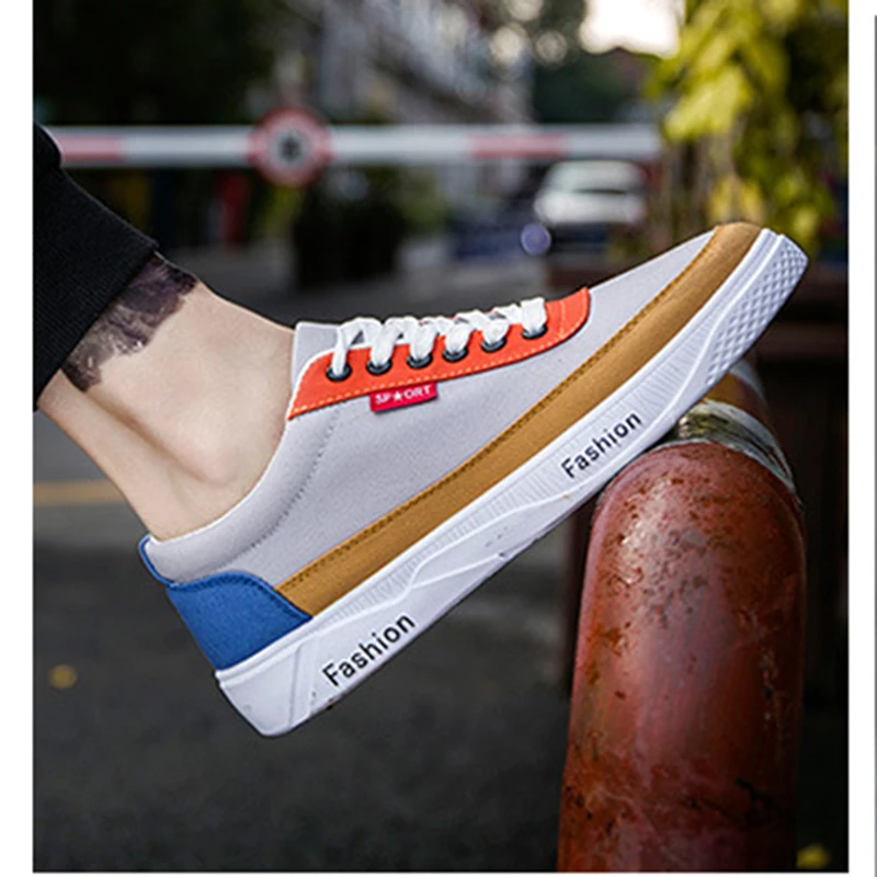 TaoBo Low Top Graffiti Canvas Shoes Man Flat High Quality Lace-up Print Casual Shoes Breathable Light Sneaker Color Debate