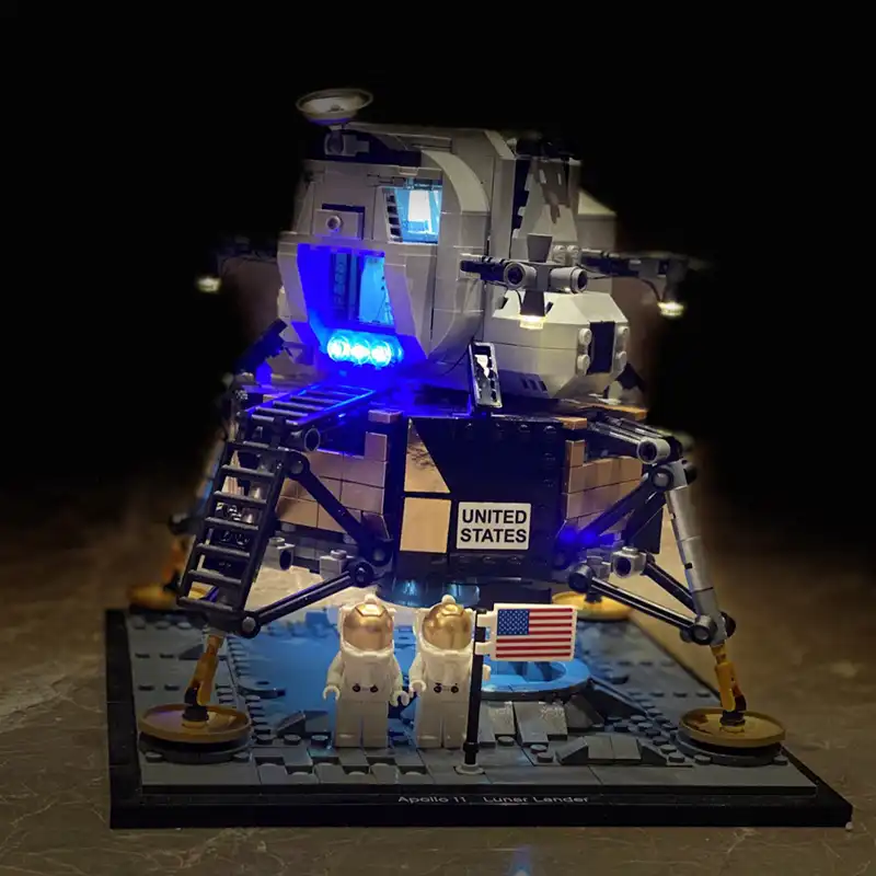2020 Creator Expert Apollo 11 Moon Space Rocket Lunar Lander Compatible