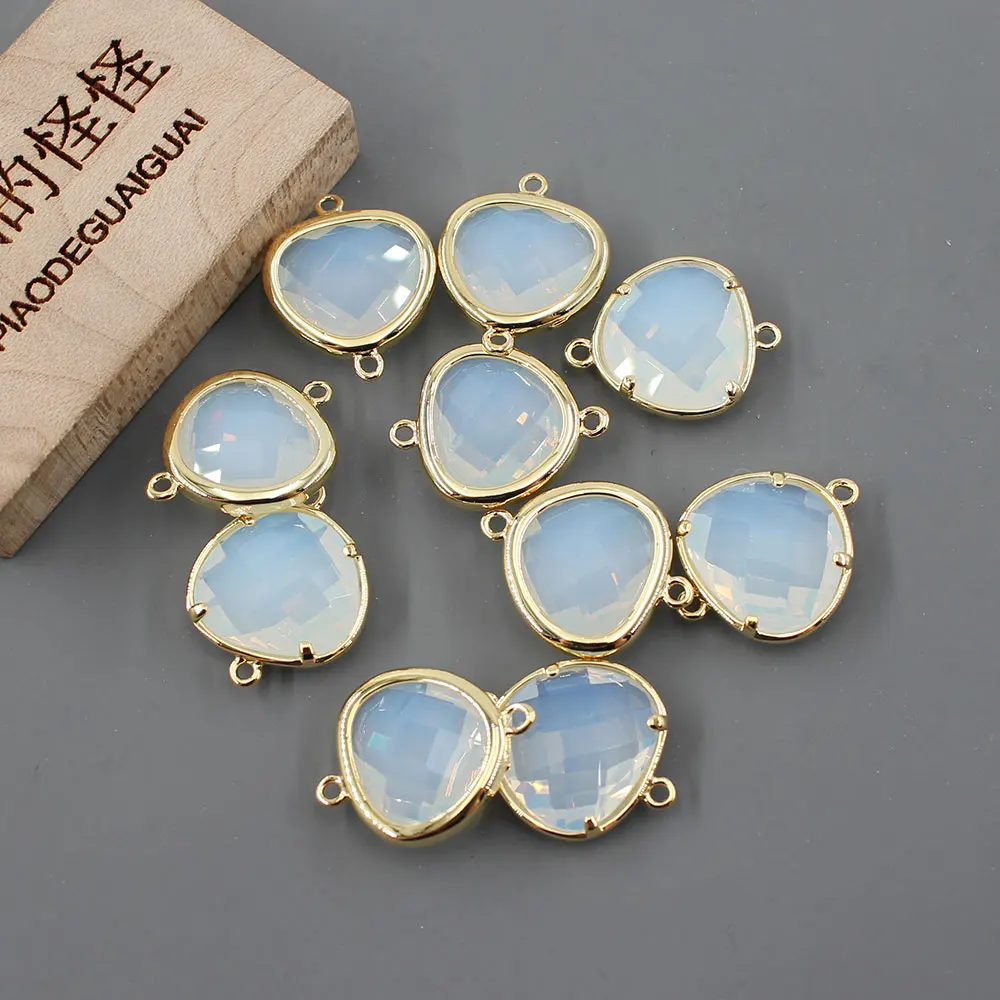 APDGG 10Pcs 15MM Natural White Glass Crystal Triangle Gold Plated Connector For Necklace Pendant Jewelry DIY