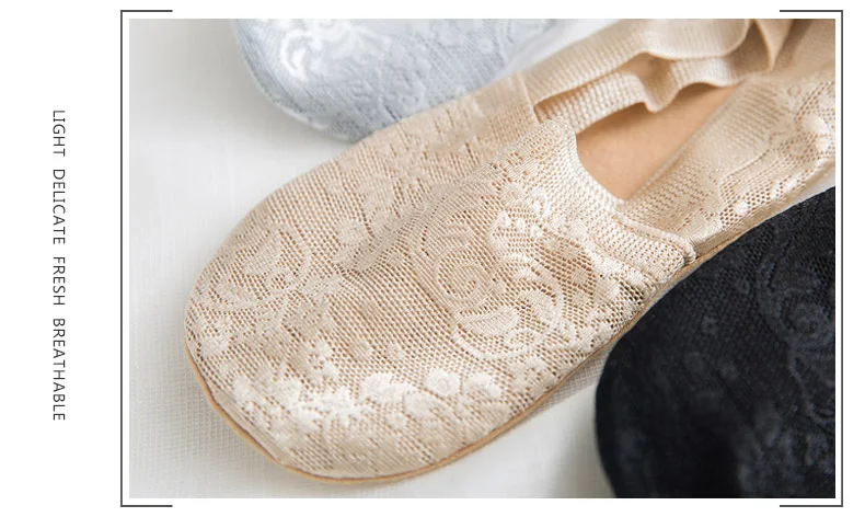 CXZD 2 Pairs Fashion Women Girls Summer Socks Style Lace Flower Short Sock Antiskid Invisible Ankle Socks 2019 (25)