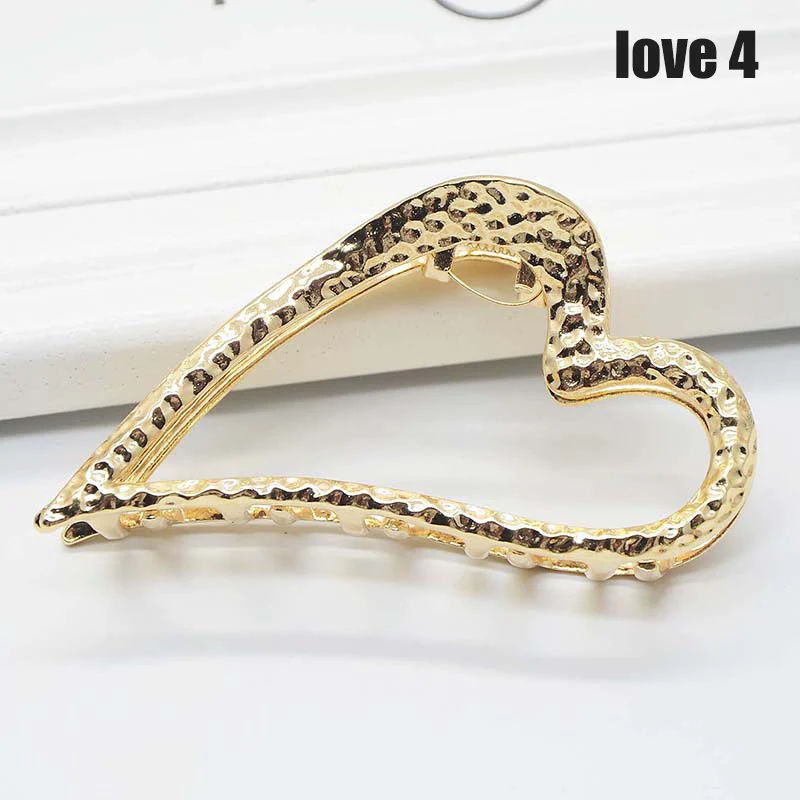 love 4 Metal Claw Hair Clip Bath Barrette Headwear Large Hair Accessory for Women Retro Hair Top Clip Hot Sales - Color: love 4