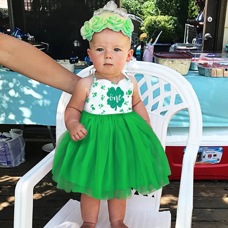 Зеленое платье с цветочным принтом и буквенным принтом для маленьких девочек, От 0 до 2 лет кружевные платья без рукавов с лямкой на шее для новорожденных