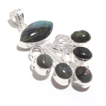 

Genuine Labradorite Pendant Silver Overly over Copper , Hand made Women Jewelry gift , P9061