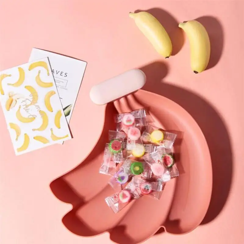 

2pcs Creative Banana Shape Snack Plate Snack Dish Dry Fruit Food Tray Household Plastic Serving Plate for Home (Brick Red)