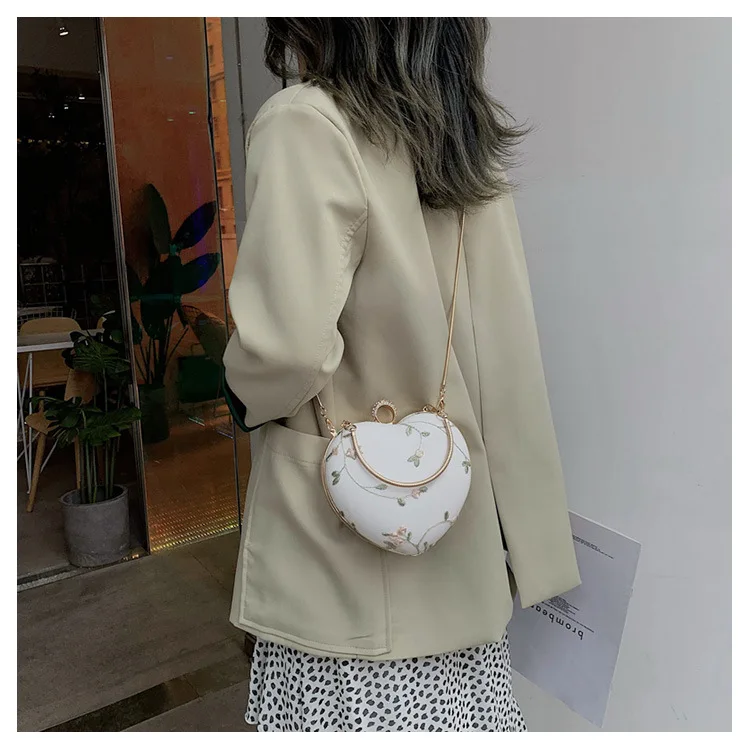 JIULIN Girls'Heart Individuality Small Bag Girls 2009 Summer New Size Loving Slant Bag Chain Lace Setting