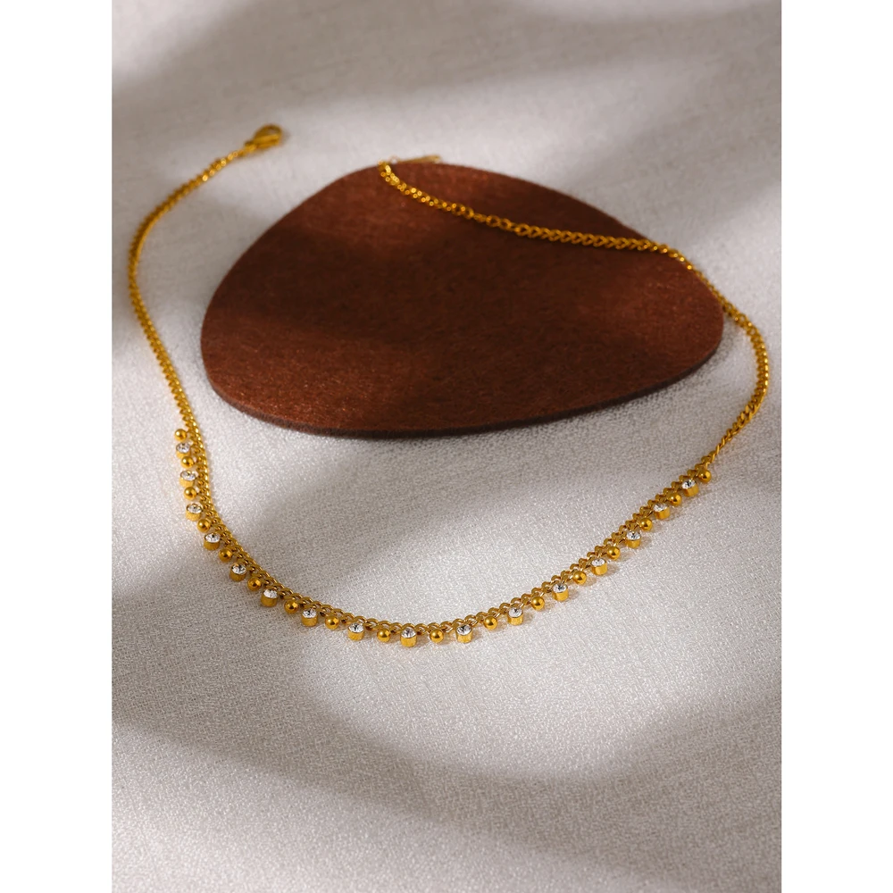 Exquisite Shiny Cubic Zirconia Chain Necklace - Image 3