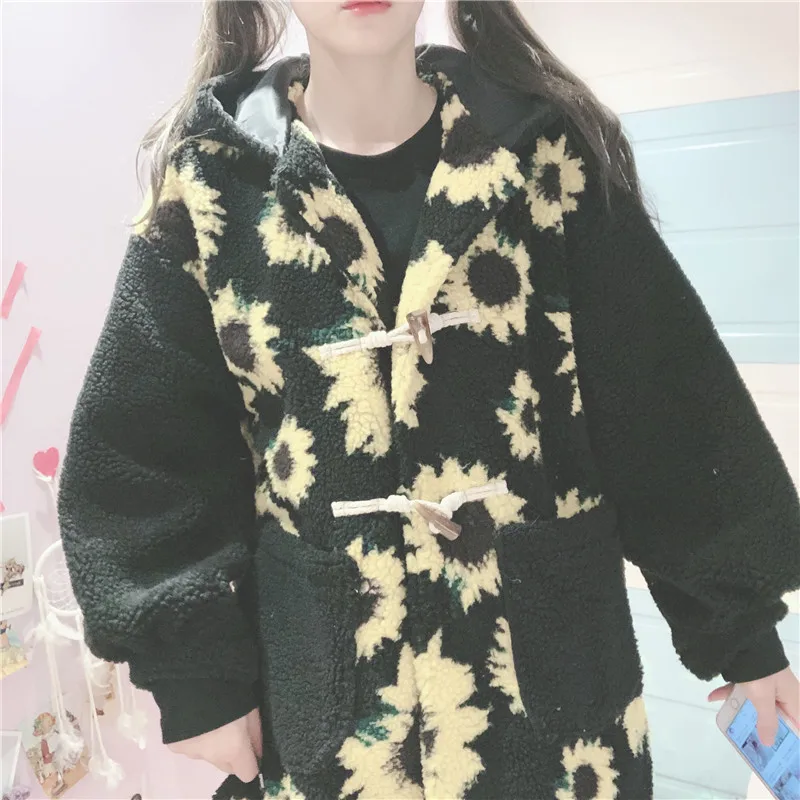 Black Winter Retro Lamb Wool Coat female Small fresh Soft sister Loose Wild Cute Sunflower Jacquard Girls Long Sleeve Cotton Jacket - Цвет: Black