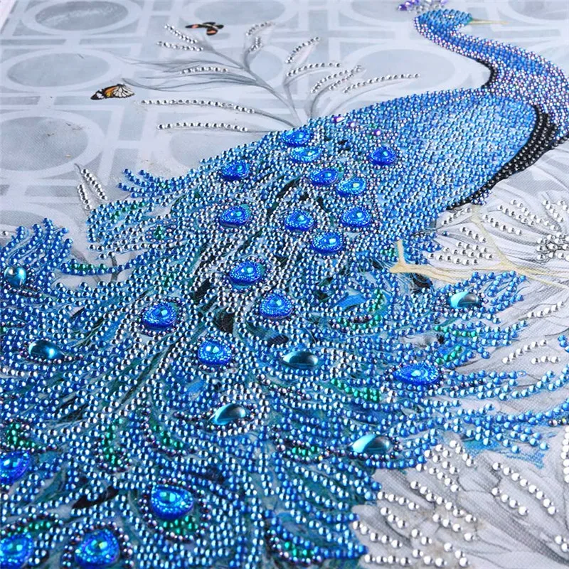 DIY Animal partial Rhinestone Peacock (5)