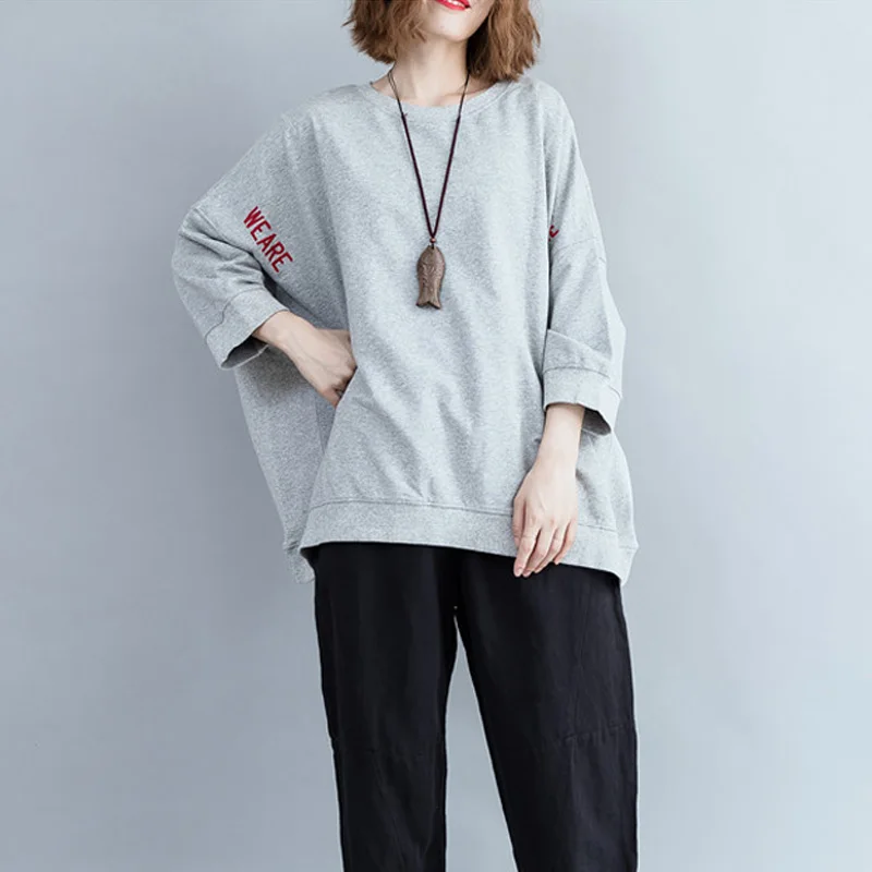 

Johnature Korean Casual Women Clothes 2019 Autumn New Loose Batwing Sleeve Sweatshirt Fashion O-neck Embroidered Pullovers