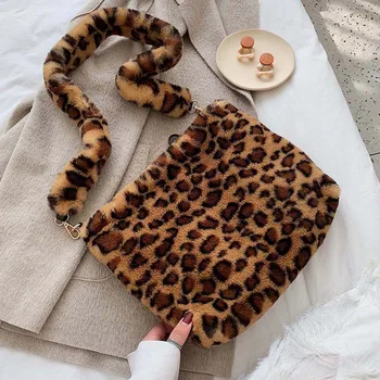 

SWDF News Faux Fur Crossbody Bags For Women 2020 Winter Leopard Shoulder Messenger Bag Lady Warm Handbags Girls Christmas Gift