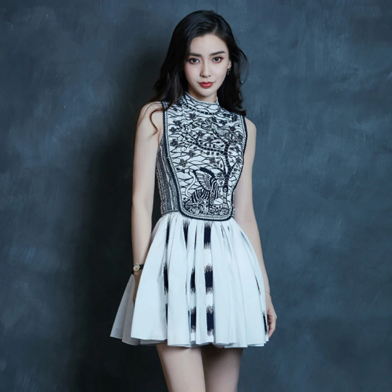 

2020 Summer Sleeveless Dresses Luxury Brand Designer Runway Dress Hand-embroidered Dress