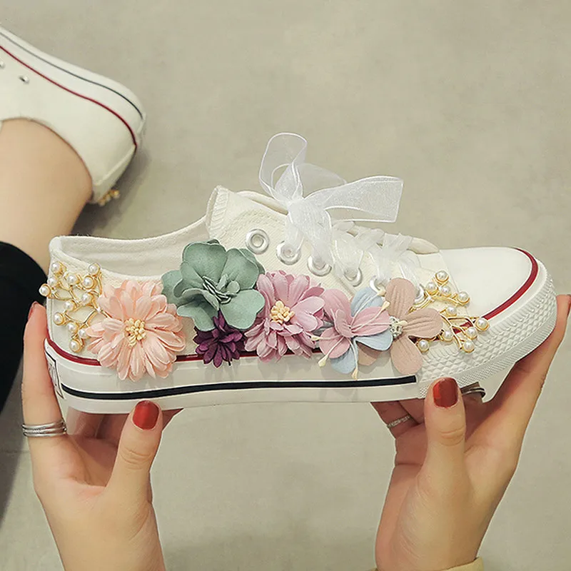 

Summer Sneakers Wedges Canvas shoes Women's casual shoes Women's handmade custom Three-dimensional sequins Flowers White Flat