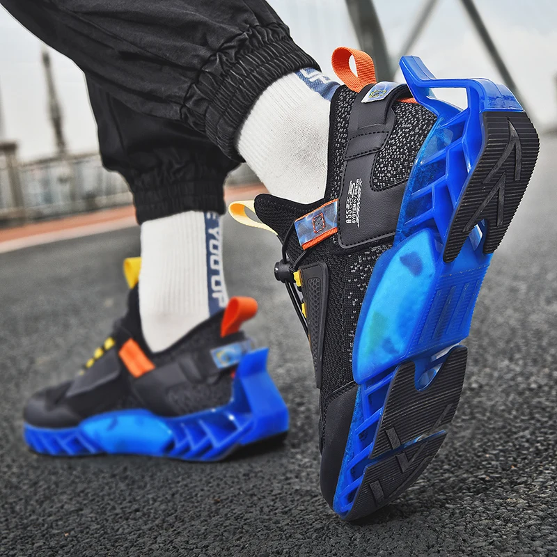 

Summer New Blade Running Shoes for Men Breathable Sneakers Antiskid Damping Outsole Quality Sport Shoes Training Jogging Shoes