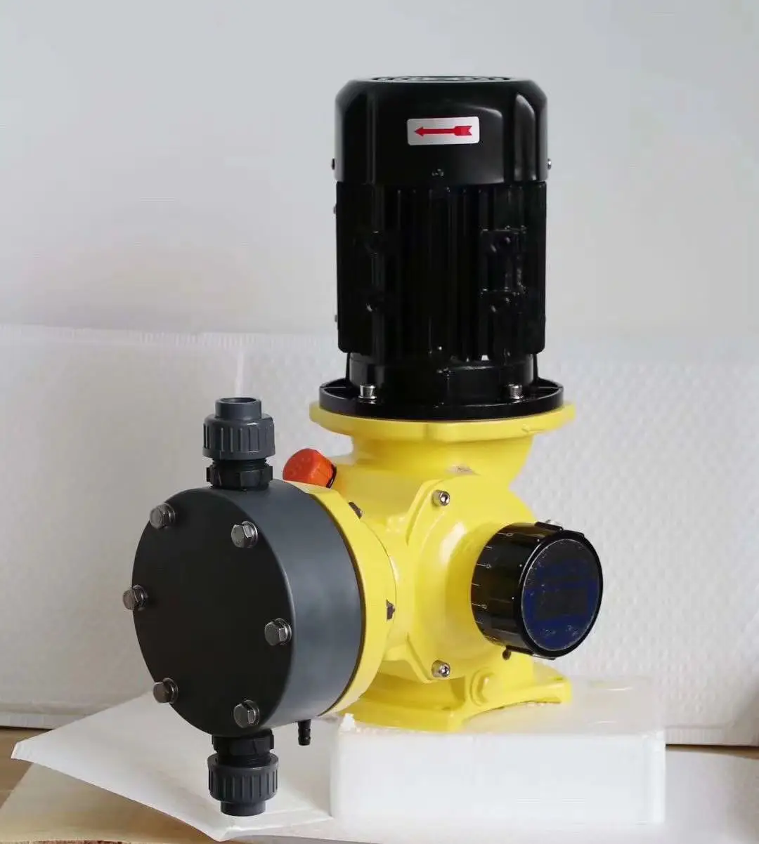 

Machinery GB Hydraulic Diaphragm Metering Pump RA