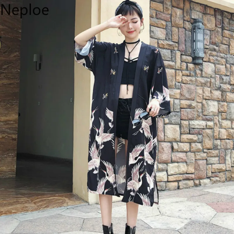Neploe/Осенняя свободная женская блуза со шнуровкой и принтом, с v-образным вырезом, сексуальная открытая блузка, Blusas, модные рубашки в стиле Харадзюку 45498