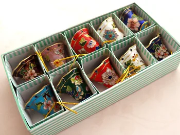 

Wholesale 10 PCS Christmas Decorations Pendant Octagon Bell Pendant Cloisonne Traditional Craft Home Decor