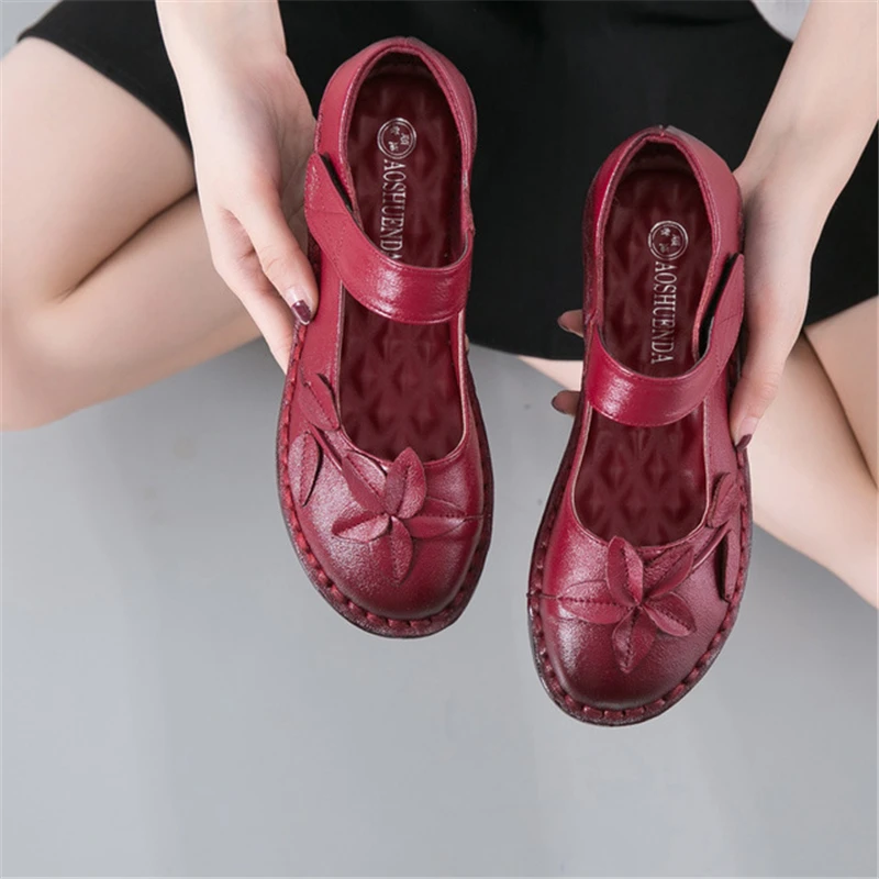 

Retro Casual Women Genuine Leather Ballet Flats Flower Round Toe Rubber Sole Light Mother Pregnant Ladies Shoes Zapatos De Mujer