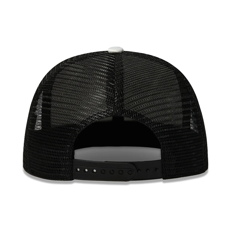 Fashion Design Mesh Baseball Cap Men Summer Trucker Hat Hip Hop Bone Snapback Cap Women Black White Breathable Sun Hats