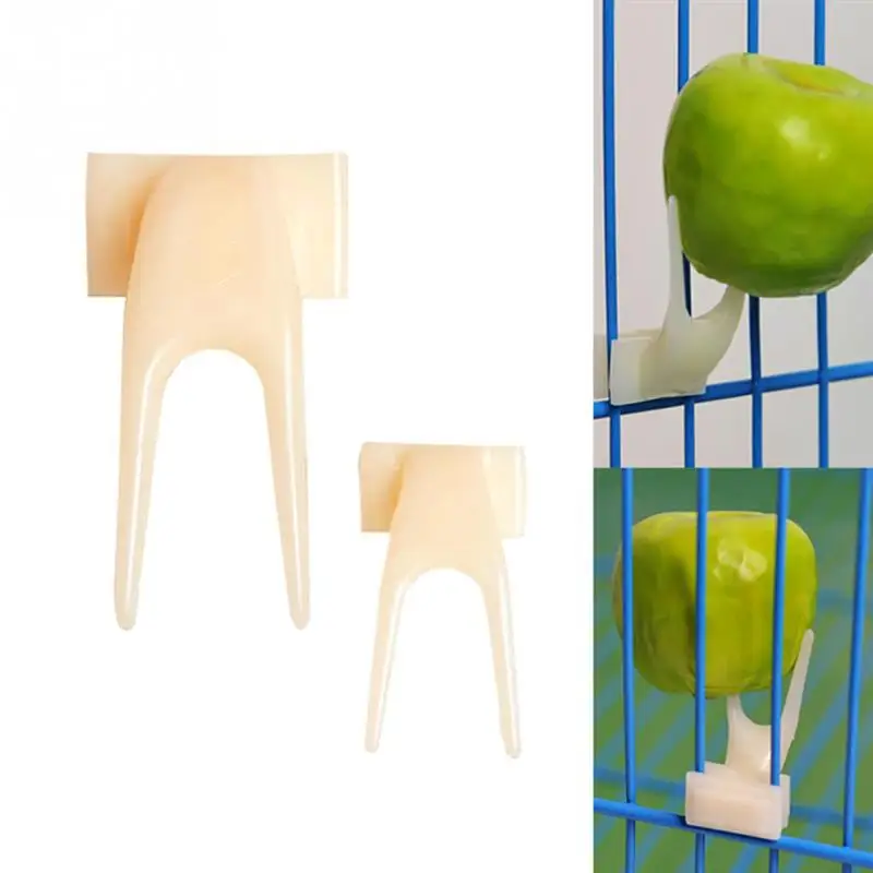 Legendog 2Pcs Creative Birds Parrot Fruit Fork Creative Plastic Bird Food Holder Bird Feeder For Parrots Pet Feeding Supplies