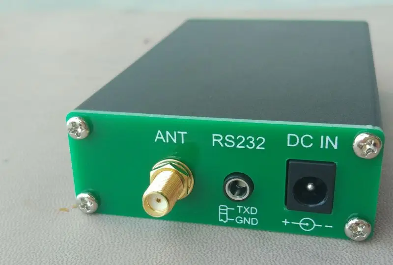 TZT PLL-gps DO gps Tame disciplитированные часы Синусоидальная волна gps приемник 10 м 1PPS Зеленая панель