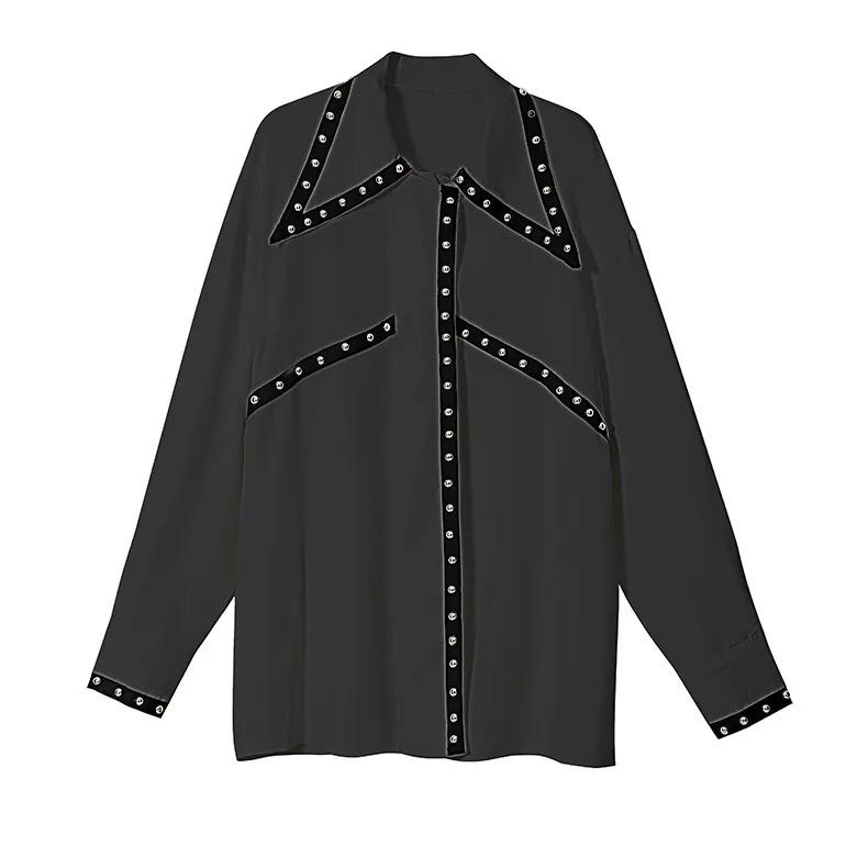 [EAM] Женская Повседневная блуза с заклепками, новая свободная рубашка с отворотом и длинным рукавом, модная универсальная Весенняя Осенняя 1A177