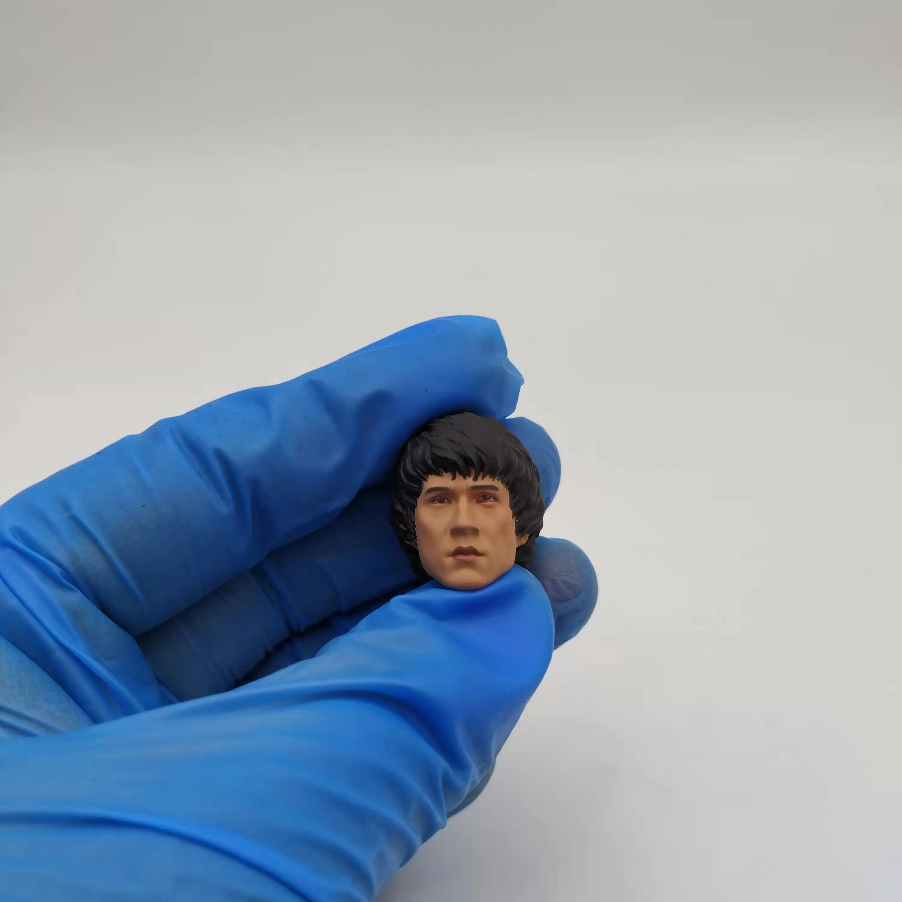 

1/12 Scale Young Jackie Chan Head Sculpt Kongfu Star Head for 6in Mezco Action Figure