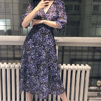 

Women Dress 2019 V Collar Seven Points Bubble Sleeve Ladies Color Matching Print V-neck Lace Dress