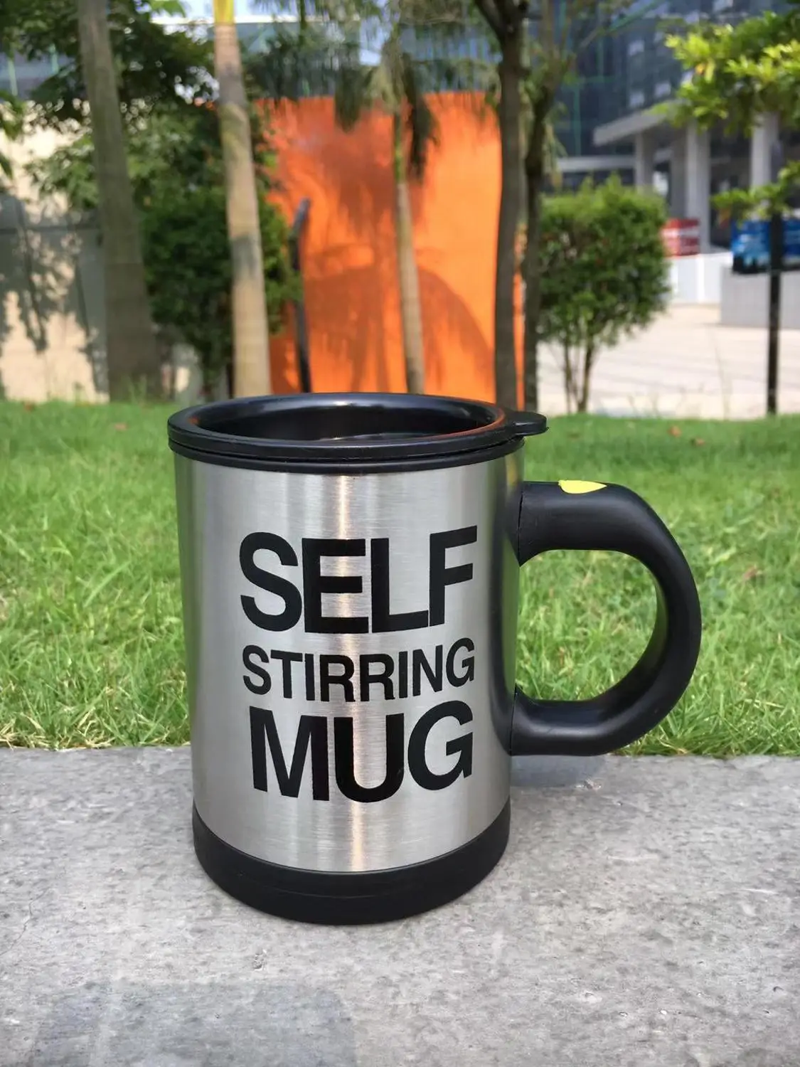 

genuine high quality lazy man automatic plastic self stirring cup coffee cup with lid