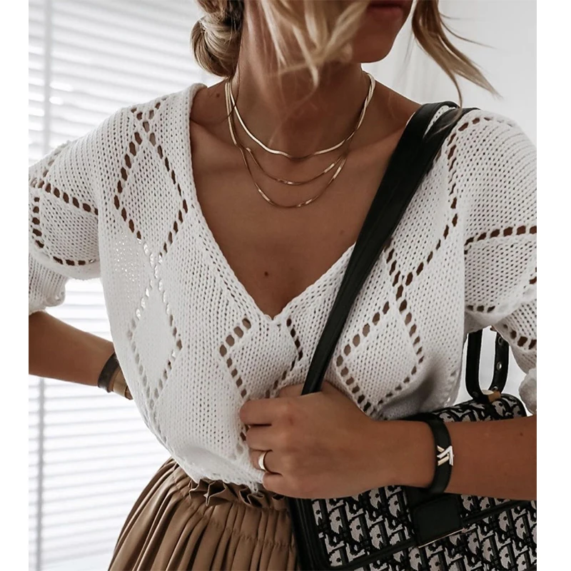Women Long-sleeved Knitwear Autumn Casual V-Neck Diamond Hollow Loose Knitted T Shirts Casual Solid Cotton Top Clothes