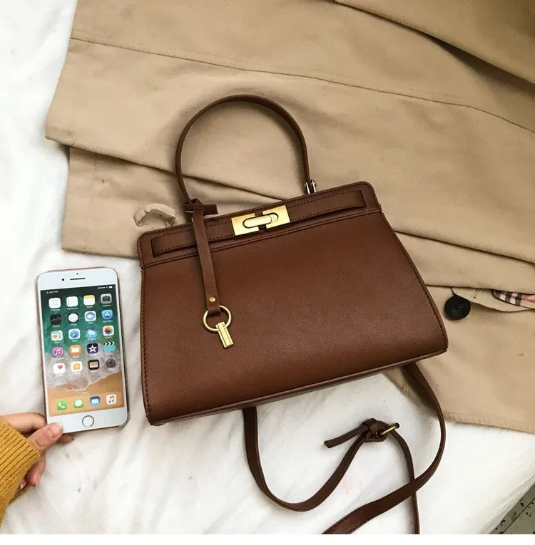 13300154372_1964996055