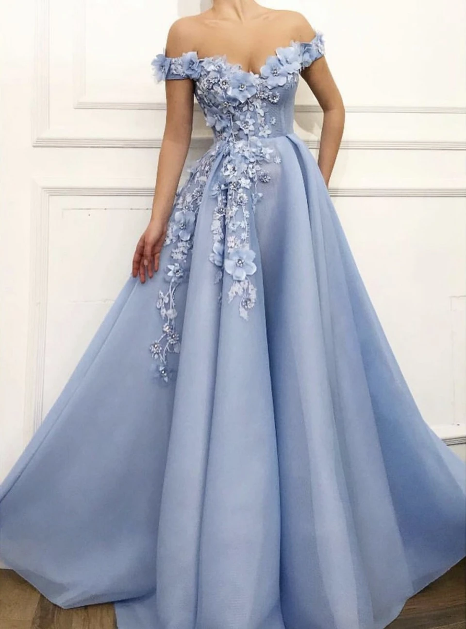 Off Shoulder Tulle Prom Dresses 2020 Women Formal Party Night Long Vestidos De Gala Light Blue Appliqus Elegant Evening Gowns