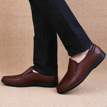 

Full Grain Leather Men Loafers High Quality Soft Breathable Men Flats Shoes Handmade Outdoor Casual Shoes Men