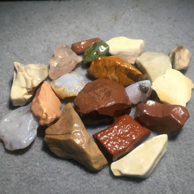 

380g color jade carving practiced Gobi agate stone small stones and minerals mineral specimen