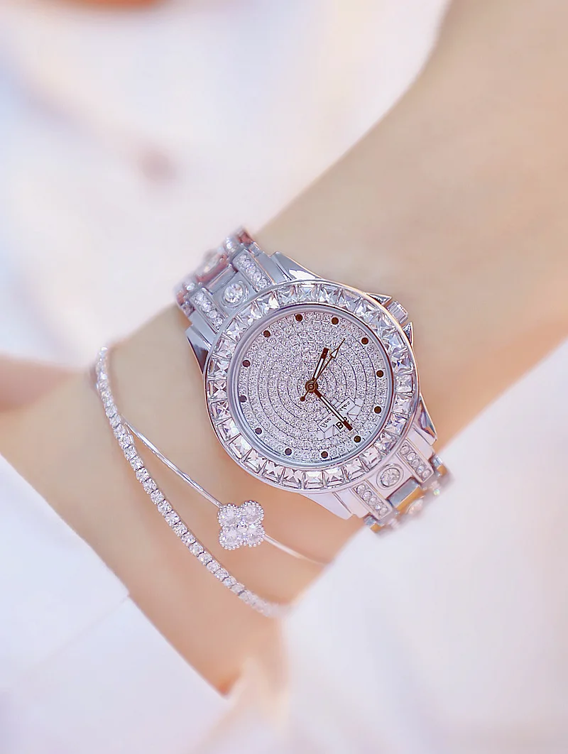 10935046028_381868954